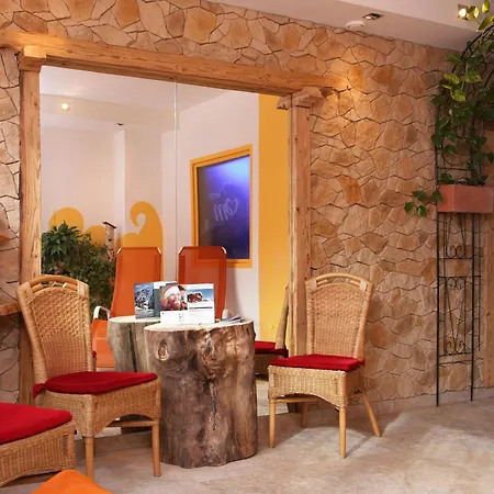 Eder Michaela Hotell 3*