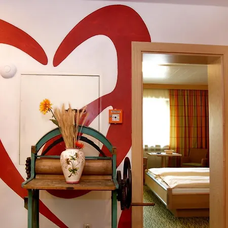 Hotel Eder Michaela 3*