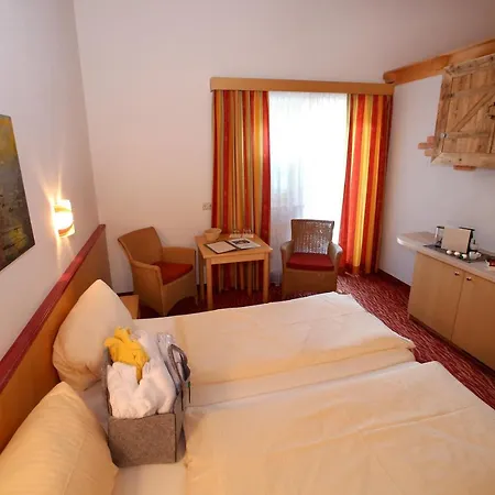 Hotel Eder Michaela 3*