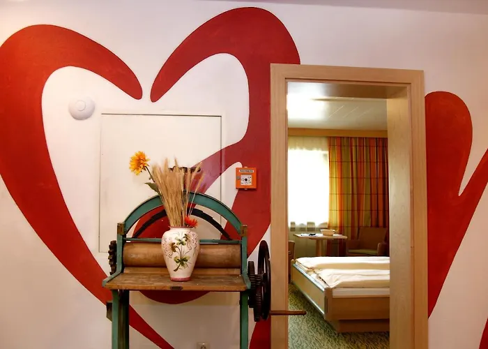 Hotell Eder Michaela 3*