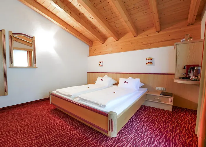 Eder Michaela Hotell 3*